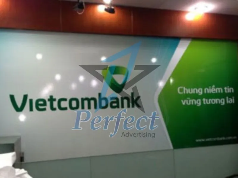 in uv bảng hiệu bền chắc