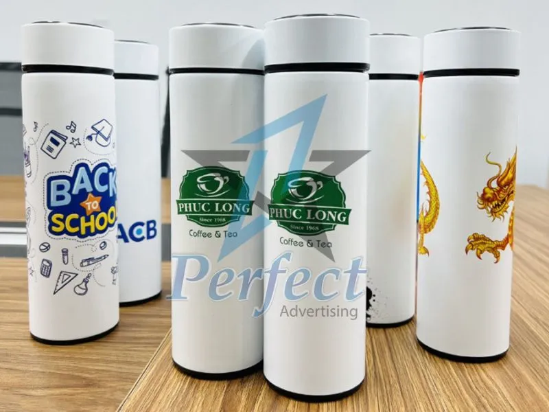 in uv lên bình giữ nhiệt thương hiệu