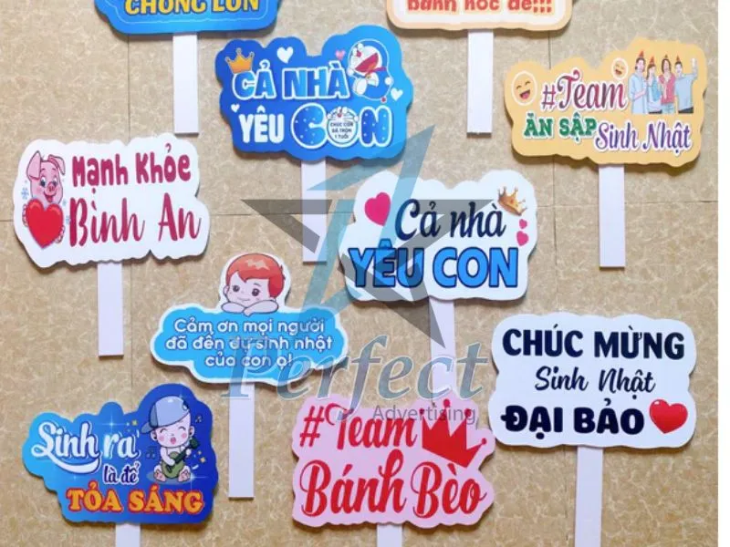 hashtag cầm tay sinh nhật